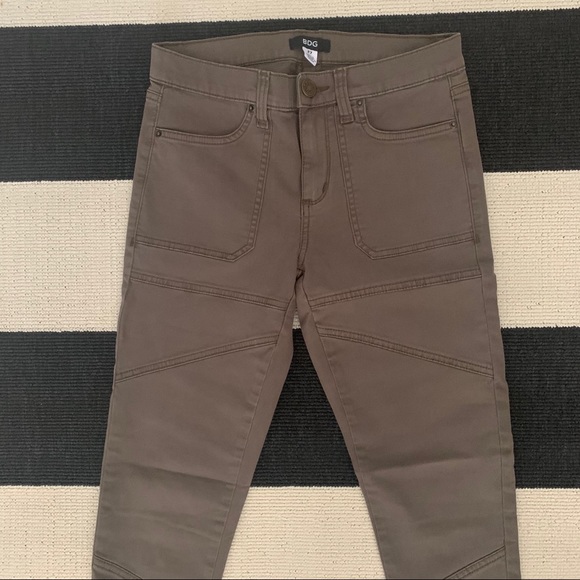 BDG Pants from Urban Outfitters - Picture 3 of 5